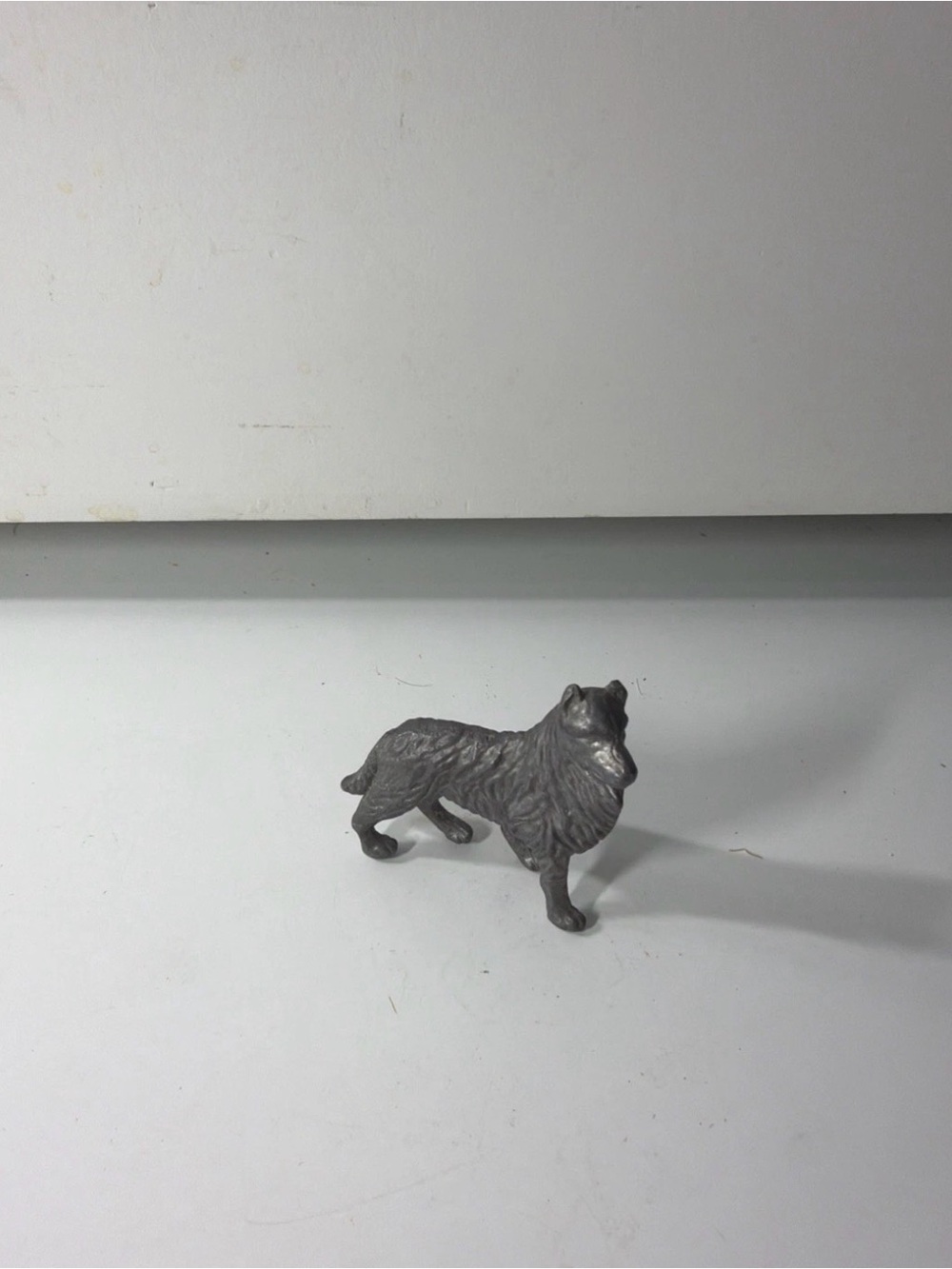 Metal Collie Dog Figurine - Gray
